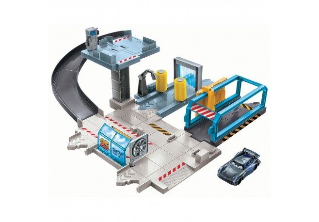 Pista de masini Disney Cars by Mattel Centrul lui Rust-eze cu masinuta