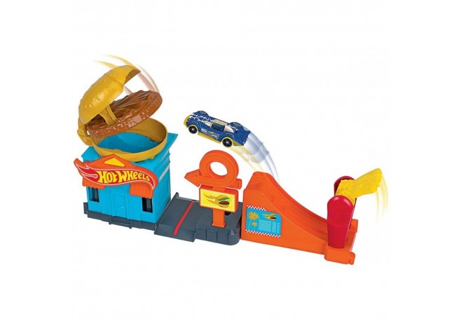 Pista de masini Hot Wheels by Mattel City Downtown Burger Dash cu masinuta