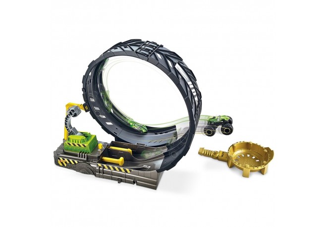 Pista de masini Hot Wheels by Mattel Monster Truck Provocare pe pista cu 2 masinute