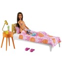 Set Barbie by Mattel Mobilier dormitor cu papusa si accesorii GRG86