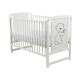 Babyneeds - Patut din lemn Timmi 120x60 cm Cu laterala culisanta Din lemn de pin si mdf Stabil si rezistent Inaltime saltea regl