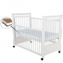 BabyNeeds - Patut din lemn Jas 120x60 cm cu laterala culisanta si roti EN716-1 EN716-2 Alb + Saltea 8 cm