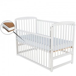 BabyNeeds - Patut din lemn Ola 120x60 cm Cu laterala culisanta Din lemn de pin Stabil si rezistent Inaltime saltea reglabila pe 