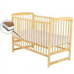 BabyNeeds - Patut din lemn Ola 120x60 cm Din lemn de pin Stabil si rezistent Inaltime saltea reglabila pe 3 nivele Laterala cu 3