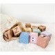 Joueco - Cuburi din lemn certificat FSC Multifunctionale Familia Wildies 25x21 cm 12 luni+ 30 piese Multicolor