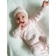 Set 4 piese: bluza body cu maneca lunga salopeta fara maneci caciulita Marime 56 Din bumbac 100% New Baby Sweet Bear Pink