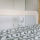 Bariera de protectie pentru pat bebe Rabatabila Instalare usoara Dimensiune 135 x 57 cm FreeON Sweet Dreams Light Beige