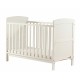 Patut din lemn Lory transformabil pentru bebe si junior 120x60 cm Din lemn de pin si mdf Cu sina speciala pentru dentitie Stabil