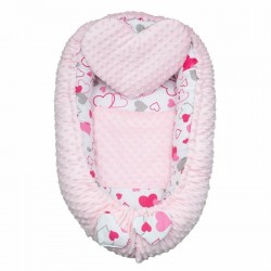 Set 3 piese Luxury Baby Nest cu doua fete Cu paturica si pernuta in forma de inima New Baby Minky Hearts Pink