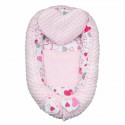 Set 3 piese Luxury Baby Nest cu doua fete Cu paturica si pernuta in forma de inima New Baby Minky Hearts Pink