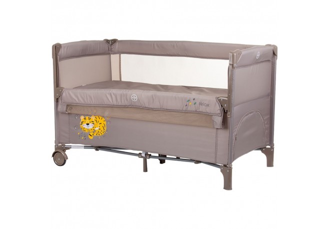 Patut pliabil Chipolino Relax macadamia tiger cu laterala culisanta